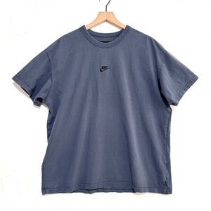 Nike Mini Swoosh T-Shirt XL Loose Fit Washed Navy Essential Tee